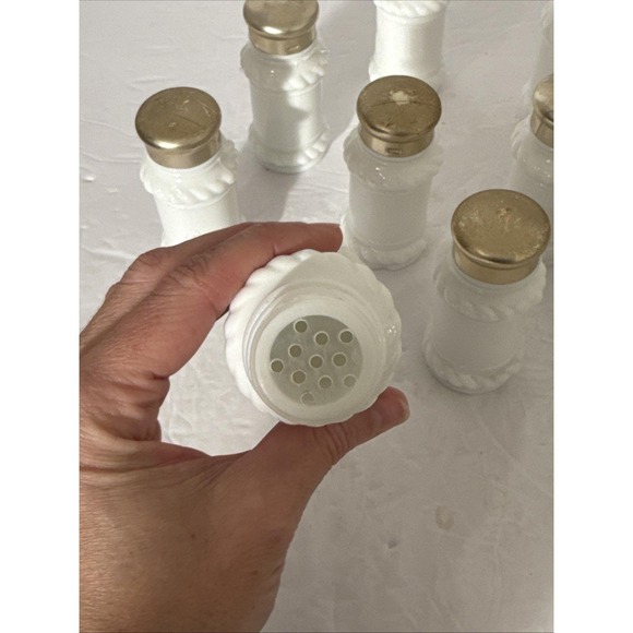 Lot‎ of 11 Milk Glass Spice Jars Twisted Rope Border Design-Apothecary-Vtg-Japan
